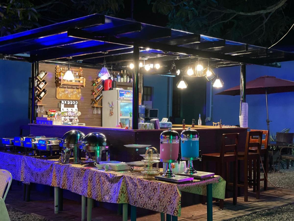 Blue Summer Suites & Restaurant Bingag 외부 사진